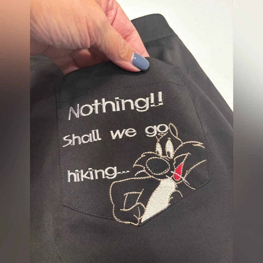 Enzoro Valentino Looney Tunes Embroidered Shorts‎ M Korea Tweety Sylvester